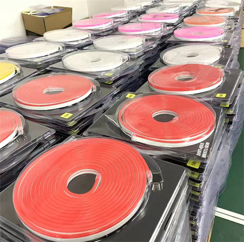  Tiras LED I Neón LED I módulos LED I Accesorios para tiras